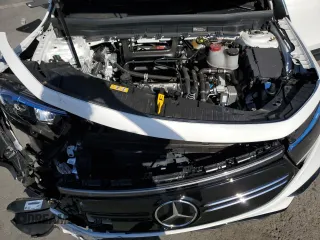 2023 Mercedes-Benz EQB 300 z VIN W1N9M0KB6PN056752, wystawiony jako Copart lot #70836874 z przebiegiem 5 997 mil mil oraz Szkoda całkowita • Salvage title. Historia ofert i sprzedaży dostępna na DreamBid. Obrazek 13.