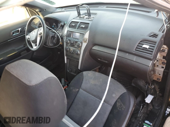 2014 Ford Utility Police Interceptor with VIN 1FM5K8AR7EGC26025, listed as a Copart auction lot 73310774 with 122,681 mi miles and Salvage Title. Bid and sale history available at carsss.com. Image 8.