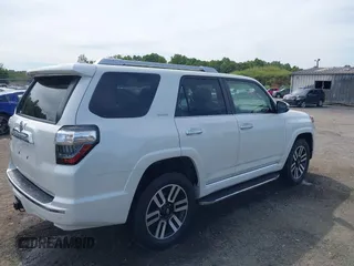 2015 Toyota 4Runner Limited with VIN JTEBU5JR9F5211549, listed as a IAAI auction lot 40237994 with 72,310 mi miles and . Bid and sale history available at DreamBid. Image 4.