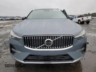 2023 Volvo XC60 Recharge Plug-In Hybrid Plus Bright Theme with VIN YV4H60DE1P1310831, listed as a Copart auction lot 79456004 with 32,556 mi miles and Salvage Title. Bid and sale history available at carsss.com. Image 5.