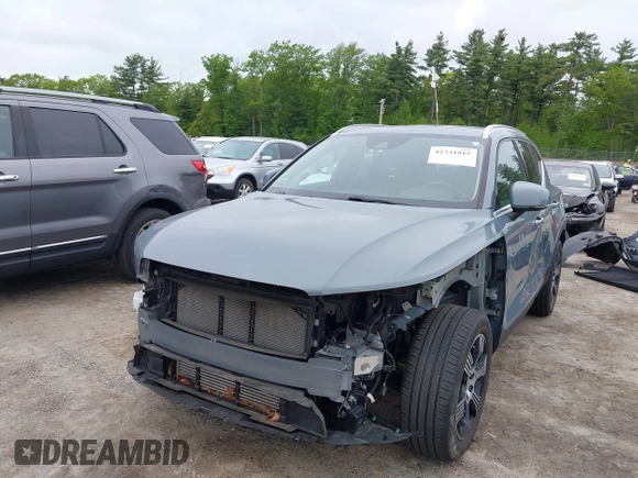 2021 Volvo XC40 Inscription with VIN YV4162UL2M2432602, listed as a IAAI auction lot 42331915 with 54,195 mi miles and . Bid and sale history available at DreamBid. Image 19.