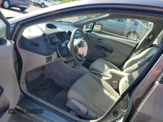 2019 Honda Insight EX z VIN JHMZE2H76AS010848, wystawiony jako Copart lot #56107085 z przebiegiem 277 939 mil mil oraz Szkoda całkowita • Salvage title. Historia ofert i sprzedaży dostępna na DreamBid. Obrazek 7.