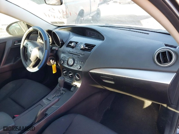 2012 Mazda Mazda3 i Sport with VIN JM1BL1UG0C1562041, listed as a IAAI auction lot 41453441 with NaN miles. Bid and sale history available at carsss.com. Image 5.