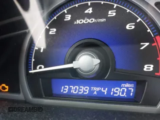2007 Honda Civic Cpe LX with VIN 2HGFG12627H502786, listed as a IAAI auction lot 41875135 with 137,039 mi miles. Bid and sale history available at carsss.com. Image 15.