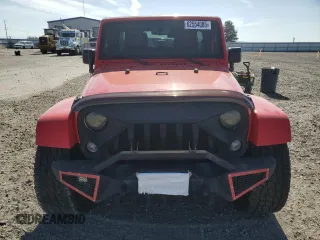 2016 Jeep Wrangler Unlimited Sahara with VIN 1C4HJWEG4GL186000, listed as a Copart auction lot 62554085 with 80,506 mi miles and Salvage title. Bid and sale history available at DreamBid. Image 5.