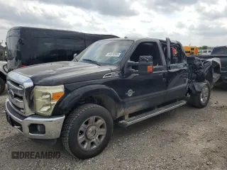 2016 Ford F-250 Lariat z VIN 1FT7W2BTXGEA26635, wystawiony jako Copart lot #54678955 z przebiegiem 241 206 mil mil oraz Szkody całkowita. Historia ofert i sprzedaży dostępna na DreamBid. Obrazek 1.