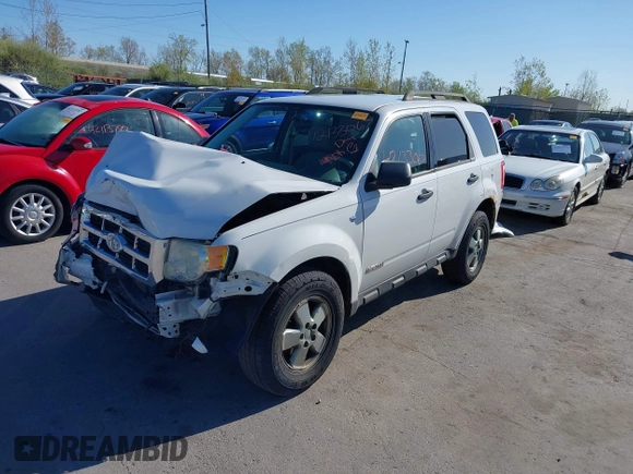 2008 Ford Escape XLT с VIN 1FMCU93168KD99003, выставлен на аукционе IAAI как лот 42133067 с пробегом 136 070 миль миль и . История ставок и продаж доступна на DreamBid. Изображение 2.