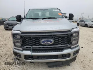 2024 Ford Super Duty F-250 SRW XL with VIN 1FT8W2BA5REC59750, listed as a Copart auction lot 42229235 with 2,724 mi miles and Salvage Title. Bid and sale history available at carsss.com. Image 5.