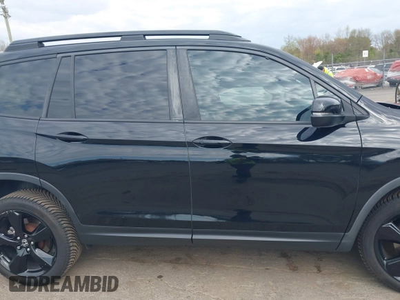 2019 Honda Passport EX-L with VIN 5FNYF8H5XKB024116, listed as a IAAI auction lot 42055543 with 68,641 mi miles and . Bid and sale history available at DreamBid. Image 13.
