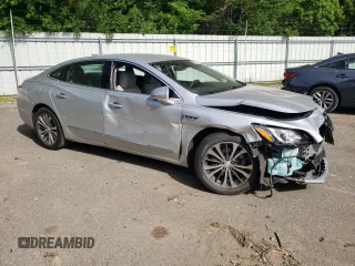 2017 Buick LaCrosse Premium with VIN 1G4ZR5SS1HU158257, listed as a Copart auction lot 53061975 with 32,108 mi miles and Salvage Title. Bid and sale history available at carsss.com. Image 4.