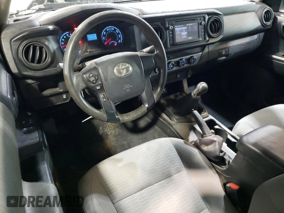 2017 Toyota Tacoma SR z VIN 5TFSX5EN4HX049906, wystawiony jako Copart lot #47266475 z przebiegiem 117 976 mil mil oraz Szkoda całkowita • Salvage title. Historia ofert i sprzedaży dostępna na DreamBid. Obrazek 8.