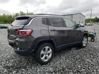 2020 Jeep Compass Latitude with VIN 3C4NJDBB2LT228128, listed as a Copart auction lot 57214605 with 46,218 mi miles and Salvage title. Bid and sale history available at DreamBid. Image 3.