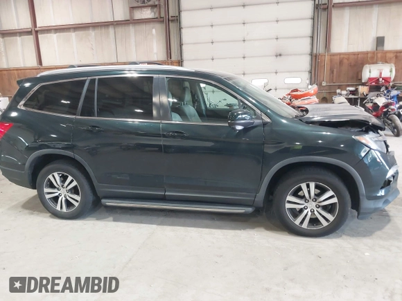 2016 Honda Pilot EX-L with VIN 5FNYF6H58GB045476, listed as a IAAI auction lot 42062966 with 102,290 mi miles. Bid and sale history available at carsss.com. Image 13.