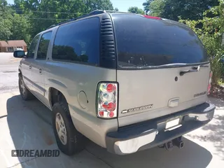 2004 Chevrolet Suburban LT z VIN 1GNFK16Z24J154314, wystawiony jako IAAI lot #42462404 z przebiegiem 275 938 mil mil oraz . Historia ofert i sprzedaży dostępna na DreamBid. Obrazek 3.