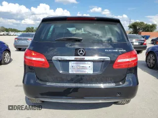 2014 Mercedes-Benz B with VIN WDDVP9ABXEJ003386, listed as a Copart auction lot 72568754 with 73,890 mi miles and Clean Title. Bid and sale history available at carsss.com. Image 6.