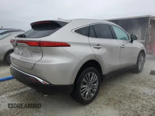 2023 Toyota Venza LE with VIN JTEAAAAH6PJ135866, listed as a Copart auction lot 74068624 with 0 mi miles and Non Repairable. Bid and sale history available at carsss.com. Image 3.
