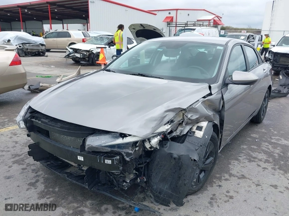2022 Hyundai Elantra Essential with VIN KMHLM4AG8NU325382, listed as a IAAI auction lot 41503533 with 65,631 mi miles. Bid and sale history available at carsss.com. Image 2.
