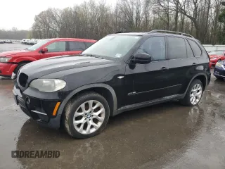2011 BMW X5 35i with VIN 5UXZV4C50BL402804, listed as a Copart auction lot 51707735 with 118,209 mi miles and Clean Title. Bid and sale history available at carsss.com. Image 1.