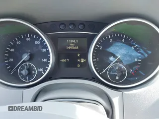 2010 Mercedes-Benz M 350 with VIN 4JGBB8GBXAA563623, listed as a IAAI auction lot 42188581 with 149,568 mi miles and . Bid and sale history available at DreamBid. Image 7.