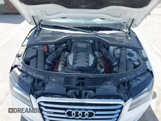 2011 Audi A8 z VIN WAUAVAFD7BN021601, wystawiony jako IAAI lot #42233726 z przebiegiem 182 583 mil mil oraz . Historia ofert i sprzedaży dostępna na DreamBid. Obrazek 10.