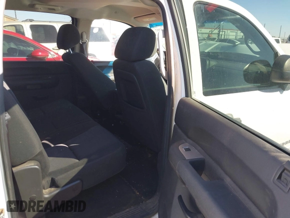 2011 Chevrolet Silverado 1500 LT with VIN 3GCUKSE24BG233850, listed as a IAAI auction lot 41663302 with 147,333 mi miles. Bid and sale history available at carsss.com. Image 8.