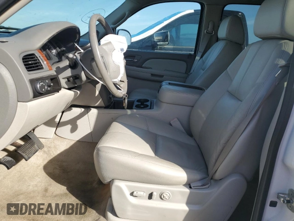 2008 GMC Yukon XL SLT 4SB with VIN 1GKFC16J98R133259, listed as a Copart auction lot 78108664 with 159,571 mi miles and Salvage Title. Bid and sale history available at carsss.com. Image 7.