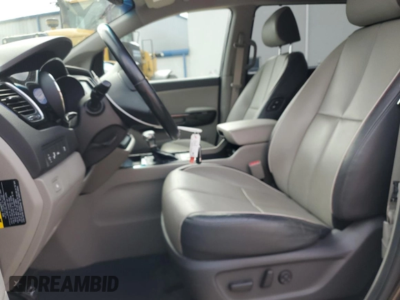 2017 Kia Sedona EX with VIN KNDMC5C16H6253083, listed as a Copart auction lot 52282985 with 80,259 mi miles and Salvage Title. Bid and sale history available at DreamBid. Image 7.