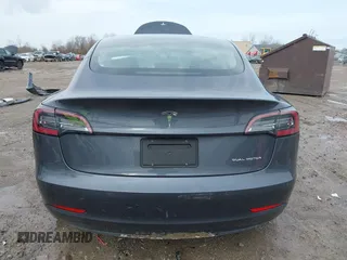2022 Tesla Model 3 Long Range with VIN 5YJ3E1EB8NF201023, listed as a IAAI auction lot 41942943 with 30,635 mi miles and . Bid and sale history available at DreamBid. Image 15.