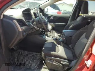 2017 Jeep Cherokee Sport z VIN 1C4PJMAB3HW656799, wystawiony jako Copart lot #56217725 z przebiegiem 66 585 mil mil oraz Szkoda całkowita • Salvage title. Historia ofert i sprzedaży dostępna na DreamBid. Obrazek 7.