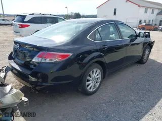 2012 Mazda Mazda6 i Touring with VIN 1YVHZ8DH1C5M07785, listed as a IAAI auction lot 41822077 with 81,290 mi miles. Bid and sale history available at carsss.com. Image 4.