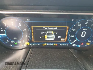 2022 Ford Mustang GT z VIN 1FA6P8CF1N5142149, wystawiony jako Copart lot #54488195 z przebiegiem 30 052 mil mil oraz Szkoda całkowita • Salvage title. Historia ofert i sprzedaży dostępna na DreamBid. Obrazek 9.