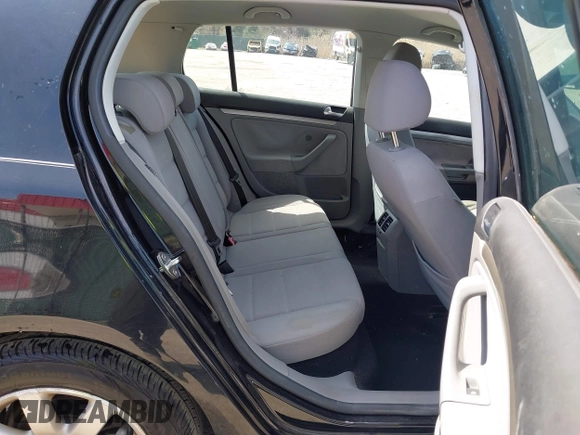 2007 Volkswagen Rabbit with VIN WVWCR91K37W254106, listed as a IAAI auction lot 41948405 with 227,477 mi miles and . Bid and sale history available at DreamBid. Image 8.