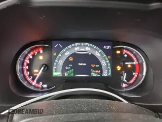 2024 Toyota RAV4 XLE Premium with VIN 2T3C1RFV2RW316204, listed as a Copart auction lot 53044665 with 18,276 mi miles and Clean title. Bid and sale history available at DreamBid. Image 9.