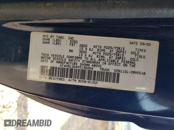 1993 Toyota Pickup DLX с VIN 4TAVN13D4PZ156264, выставлен на аукционе Copart как лот 59702885 с пробегом 199 184 миль миль и Списание • Salvage title. История ставок и продаж доступна на DreamBid. Изображение 12.