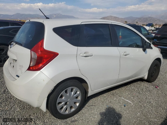 2015 Nissan Versa Note SV with VIN 3N1CE2CP7FL386711, listed as a Copart auction lot 74757974 with 173,242 mi miles and Clean Title. Bid and sale history available at carsss.com. Image 3.