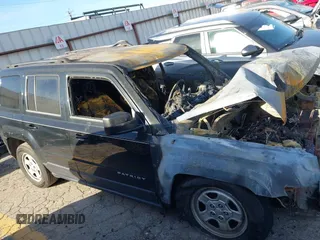2015 Jeep Patriot Sport with VIN 1C4NJPBAXFD377504, listed as a IAAI auction lot 41743361 with 1 mi miles. Bid and sale history available at carsss.com. Image 12.