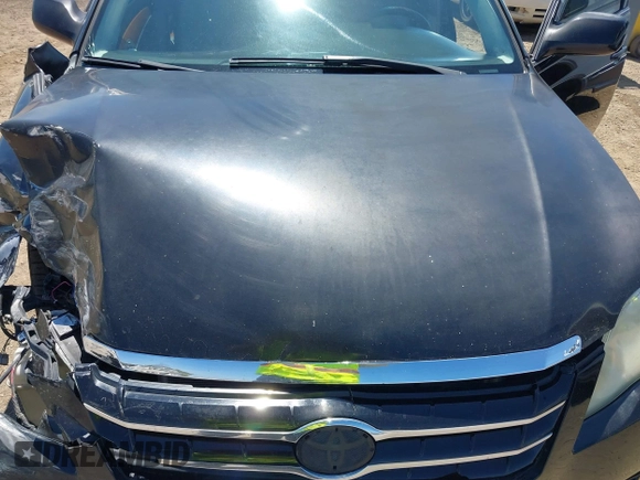 2005 Toyota Avalon XL with VIN 4T1BK36BX5U053913, listed as a IAAI auction lot 40229932 with Not Provided miles and . Bid and sale history available at DreamBid. Image 10.