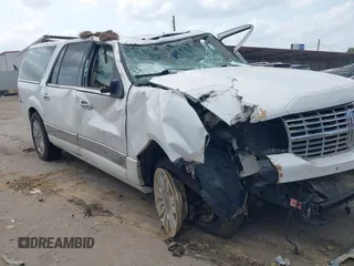 2011 Lincoln Navigator with VIN 5LMJJ3J52BEJ00287, listed as a IAAI auction lot 42244146 with Not provided miles and . Bid and sale history available at DreamBid. Image 1.