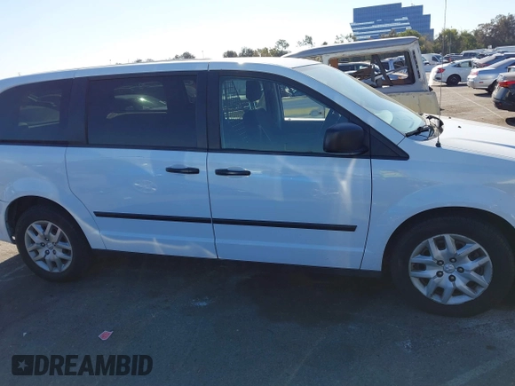 2014 Ram Cargo Van Tradesman with VIN 2C4JRGAG7ER182016, listed as a IAAI auction lot 40917239 with 183,562 mi miles. Bid and sale history available at carsss.com. Image 13.