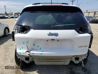 2020 Jeep Cherokee Limited with VIN 1C4PJLDX7LD521914, listed as a Copart auction lot 60939685 with 67,134 mi miles and Salvage title. Bid and sale history available at DreamBid. Image 6.