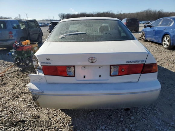 2001 Toyota Camry CE with VIN JT2BG22K810574290, listed as a Copart auction lot 88554975 with 267,620 mi miles and Salvage Title. Bid and sale history available at carsss.com. Image 6.