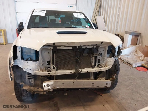 2020 Toyota Tacoma 4WD SR5 with VIN 3TMCZ5AN5LM362756, listed as a IAAI auction lot 41434387 with 42,971 mi miles. Bid and sale history available at carsss.com. Image 13.
