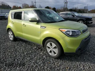 2016 Kia Soul with VIN KNDJN2A20G7858703, listed as a Copart auction lot 81199854 with 106,405 mi miles and Salvage Title. Bid and sale history available at DreamBid. Image 4.