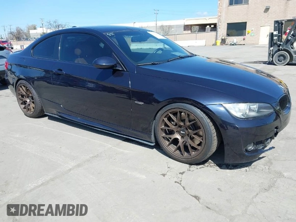 2009 BMW 3 Series 335i with VIN WBAWB73509P158425, listed as a IAAI auction lot 41844083 with 89,684 mi miles and . Bid and sale history available at DreamBid. Image 1.