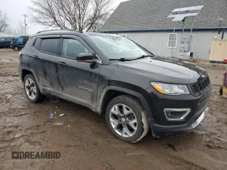 2019 Jeep Compass Limited z VIN 3C4NJDCB0KT647592, wystawiony jako Copart lot #46827035 z przebiegiem 68 516 mil mil oraz Czysty tytuł • Clean title. Historia ofert i sprzedaży dostępna na DreamBid. Obrazek 4.
