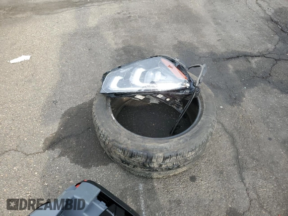 2021 Mercedes-Benz GLE 450 with VIN 4JGFB5KB9MA555105, listed as a Copart auction lot 64255695 with 106,602 mi miles and Salvage title. Bid and sale history available at DreamBid. Image 12.