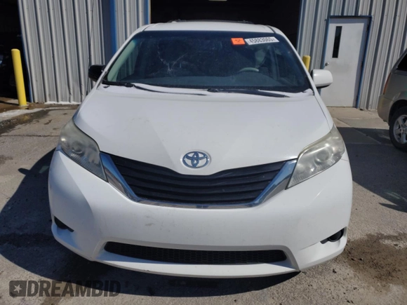 2014 Toyota Sienna LE AAS with VIN 5TDKK3DC2ES473234, listed as a Copart auction lot 45883065 with 109,243 mi miles and Clean Title. Bid and sale history available at DreamBid. Image 5.