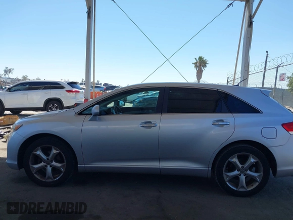 2009 Toyota Venza with VIN 4T3ZK11A19U005277, listed as a IAAI auction lot 42638142 with 92,241 mi miles and . Bid and sale history available at DreamBid. Image 14.