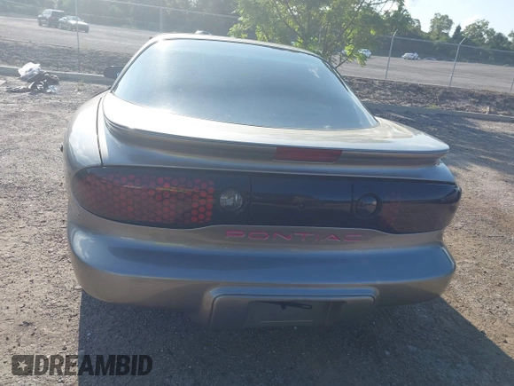 2001 Pontiac Firebird Firebird с VIN 2G2FS22K512124770, выставлен на аукционе IAAI как лот 42590414 с пробегом 57 212 миль миль и . История ставок и продаж доступна на DreamBid. Изображение 16.