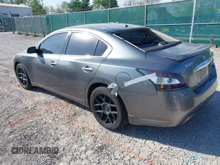 2014 Nissan Maxima 3.5 S with VIN 1N4AA5AP9EC457184, listed as a IAAI auction lot 41874709 with 133,700 mi miles. Bid and sale history available at carsss.com. Image 3.
